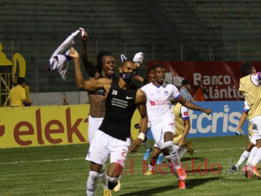 La celebración del Olimpia tras alzar la copa del Torneo Clausura 2021 (FOTOS)