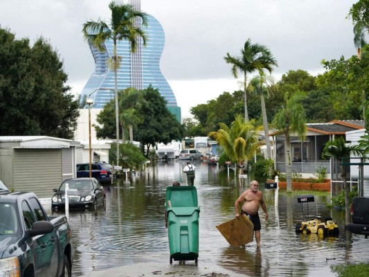 FOTOS: Florida bajo el agua tras inundaciones provocadas por Eta