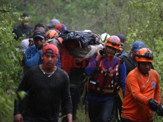 Las dramáticas imágenes del rescate de la primera víctima de las lluvias en Honduras