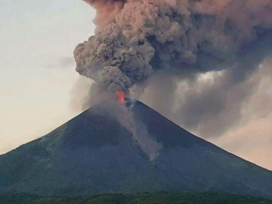 10 volcanes que han hecho erupción en el mundo