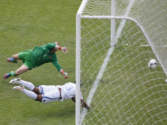 Esta semana en la historia Honduras venció 8-1 a la selección de Canadá rumbo a Brasil 2014.