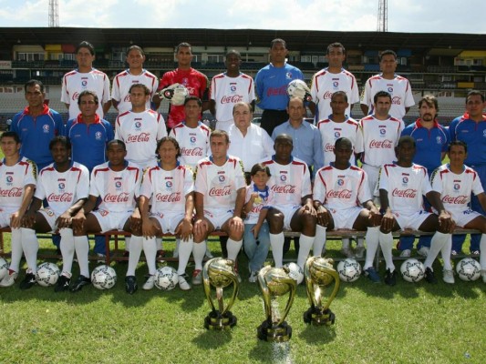 Las 22 copas que ganó Rafael Ferrari como presidente de Olimpia