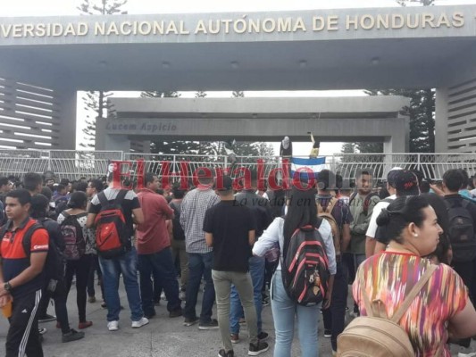 FOTOS: Tomas en la UNAH en la recta final del primer período 2019