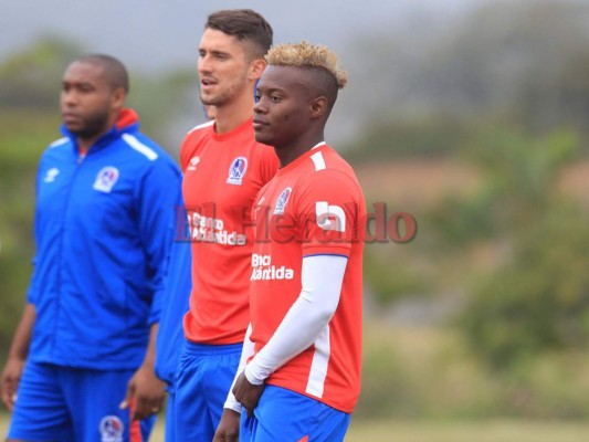 Tensión y regaños en entrenamiento de Olimpia este martes