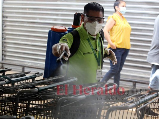 ¿Cuál es el protocolo que seguirán los malls para reiniciar actividades?  