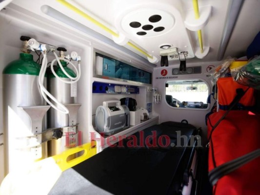 Así lucen las nuevas ambulancias para el traslado de pacientes con covid-19