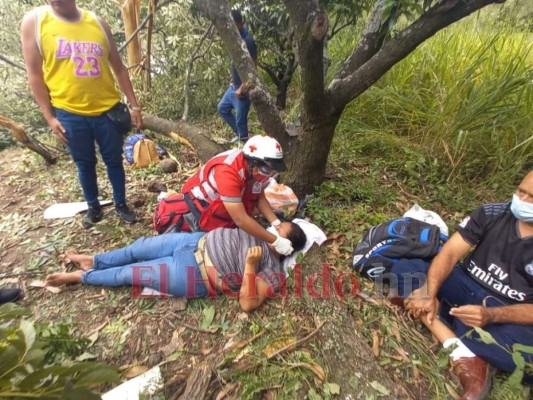 Las imágenes del aparatoso accidente que dejó varios heridos en la carretera al sur