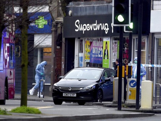 De 'naturaleza islamista' y con una bomba 'falsa': Detalles del ataque en Londres