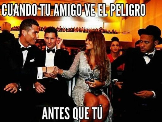 Los memes del saludo de CR7 a novia de Messi