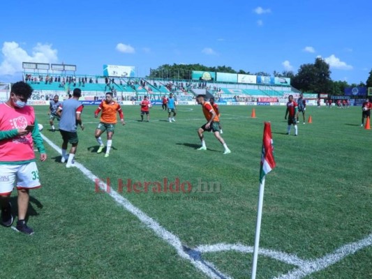 Belleza, calor y buen ambiente en la previa del juego entre Motagua y Marathón