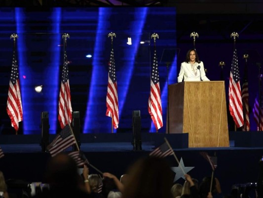 Imágenes de una noche histórica: Biden promete unir a EEUU tras derrotar a Trump