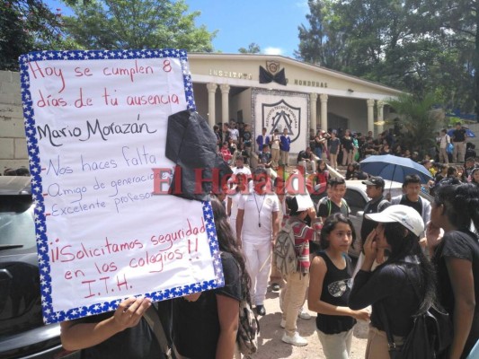 Alumnos del Instituto Técnico Honduras piden justicia y seguridad en colegios