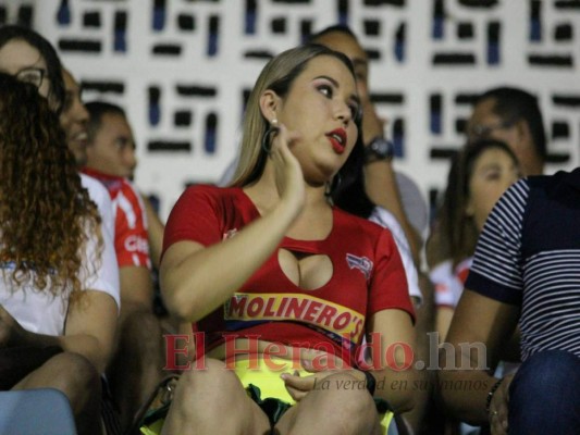 FOTOS: Presencia femenina en la jornada 8 de la Liga Nacional