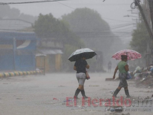 Centroamérica devastada al solo ingresar la tormenta Iota a la región (FOTOS) 