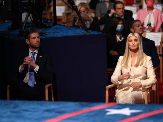 Elegantes y sofisticados, así lució la familia Trump en el debate presidencial