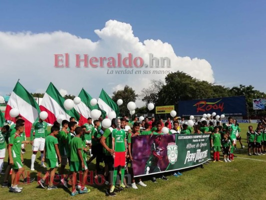 FOTOS: El sentido homenaje del Marathón a Walter 'Pery' Martínez