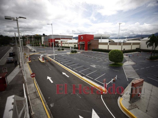 ¿Cuál es el protocolo que seguirán los malls para reiniciar actividades?  