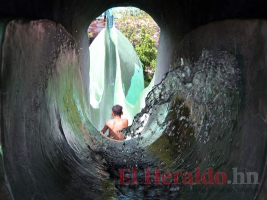 Diversión, sol y sonrisas: Hondureños disfrutan Feriado Morazánico en familia