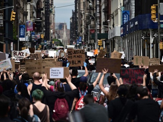 FOTOS: Destrozos y saqueos en Nueva York durante protestas por muerte de George Floyd