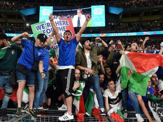 La celebración italiana, la decepción inglesa e invitados de lujo en Wembley: la final de la Euro en imágenes