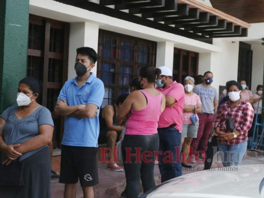 A excepción del uso de mascarilla, comercios de la capital viven peligrosa normalidad  