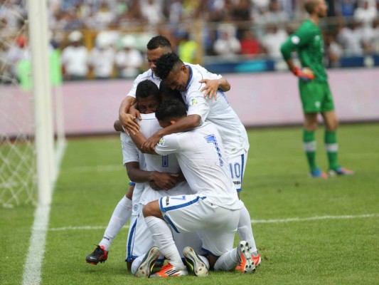 Esta semana en la historia Honduras venció 8-1 a la selección de Canadá rumbo a Brasil 2014.