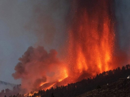 Destrucción y zozobra: las imágenes que dejó la erupción del volcán Cumbre Vieja