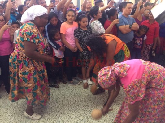 FOTOS: Pastoral Garífuna le rinde tributo a la Virgen de Suyapa en la Basílica Menor