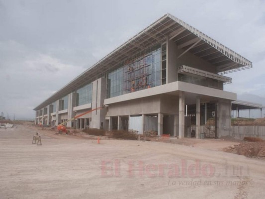 FOTOS: Así avanza la construcción del aeropuerto de Palmerola