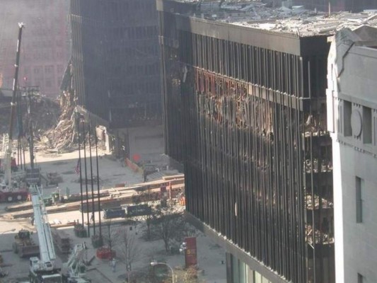 Ataque a Torres Gemelas: Los destrozos que quedaron en alrededores de la zona cero