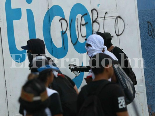 La marcha del Movimiento Estudiantil Universitario en 10 imágenes