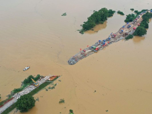 Inundaciones en China alcanzan niveles históricos y amenazan arrasar Wuhan