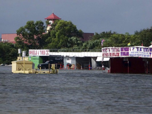 FOTOS: Florida bajo el agua tras inundaciones provocadas por Eta