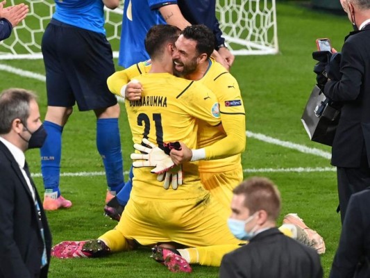 La celebración italiana, la decepción inglesa e invitados de lujo en Wembley: la final de la Euro en imágenes