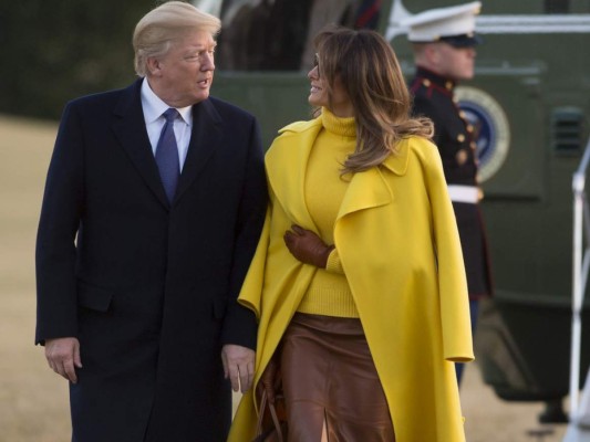 ¿Estrategia? Así rechazó Melania otra vez la mano de Donald Trump