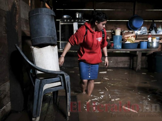 Centroamérica devastada al solo ingresar la tormenta Iota a la región (FOTOS) 