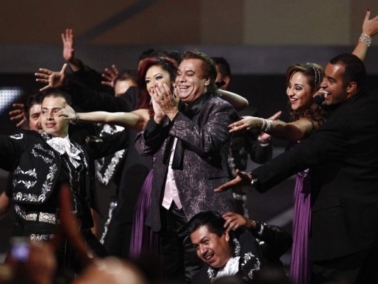 FOTOS: Los 10 momentos más memorables de los Latin Grammys