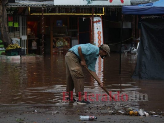 FOTOS: El caos provocado por las lluvias en la populosa Kennedy