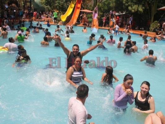 Sol, agua y diversión, el ambiente que se disfruta en balnearios de Comayagua