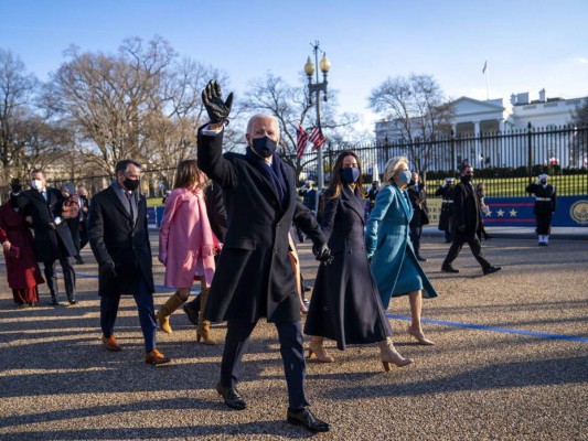 Así fueron las primeras 24 horas de Joe Biden en la Casa Blanca (FOTOS)