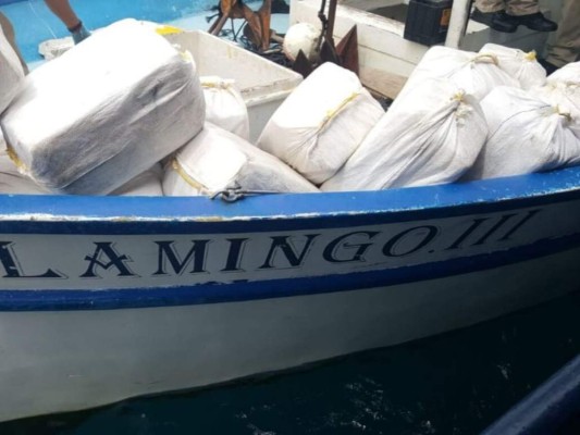 FOTOS: Así fue la potente incautación de droga en el Caribe hondureño