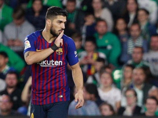 ¡Escándalo! Investigan a Luis Suárez por posible trampa en su examen de italiano