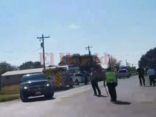 Fotos desde la iglesia en Sutherland Springs donde masacraron a 27 personas