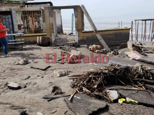 FOTOS: Los daños provocados por fuerte oleaje en la playa de Cedeño