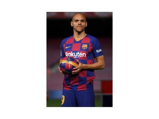 Fotos: Así fue la presentación de Martin Braithwaite en el Barcelona