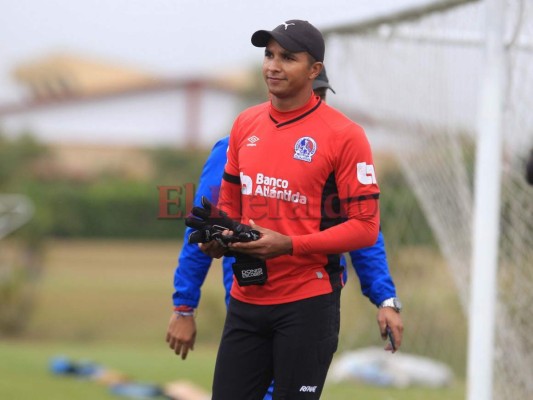 Tensión y regaños en entrenamiento de Olimpia este martes