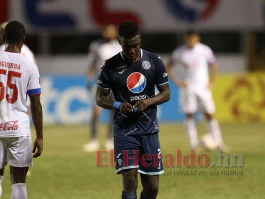 El abrazo entre Troglio y Vázquez y la bronca de Rubilio: las imágenes que dejó el Olimpia-Motagua