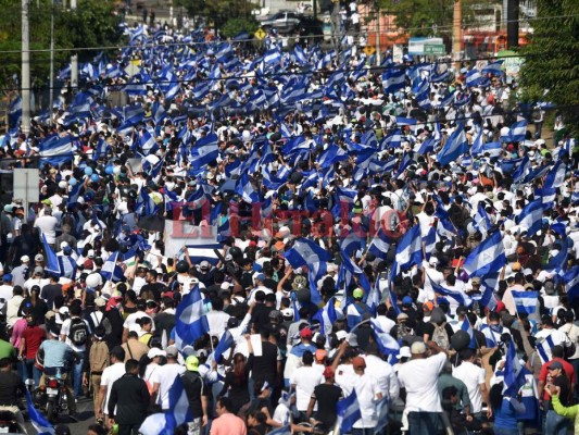 Mega marcha en Nicaragua por la renuncia de Daniel Ortega