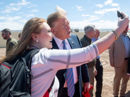 Así fue la visita de Donald Trump a la frontera en Calexico, California