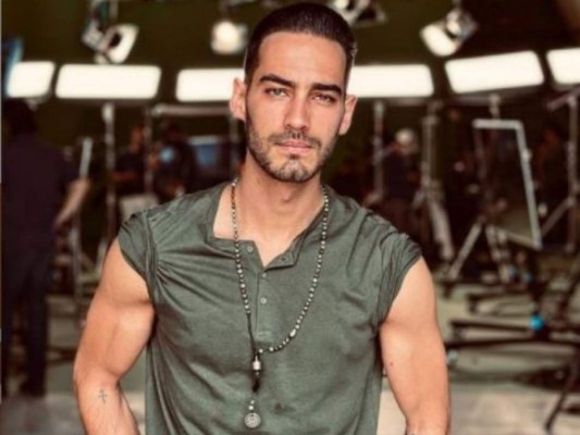 Hijos de famosos latinos más guapos que sus padres (FOTOS)